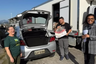 Mais de 2,7 mil idosos recebem suprimentos essenciais da Prefeitura