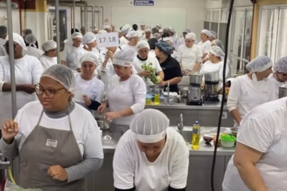 Cozinheiras: Inovação e Saúde na Alimentação Escolar Reveladas!