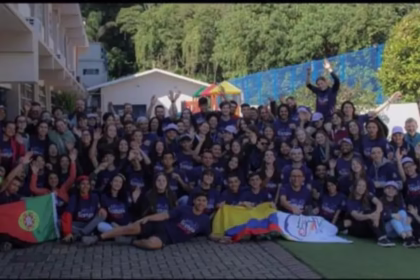 Estudantes de Florianópolis: Férias Transformadas em Voluntariado