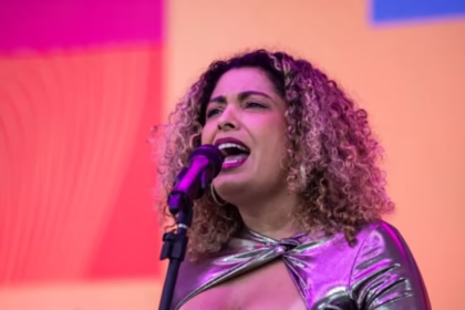 Delas Summit 2025: Inscrições Abertas para Escritora e Música!